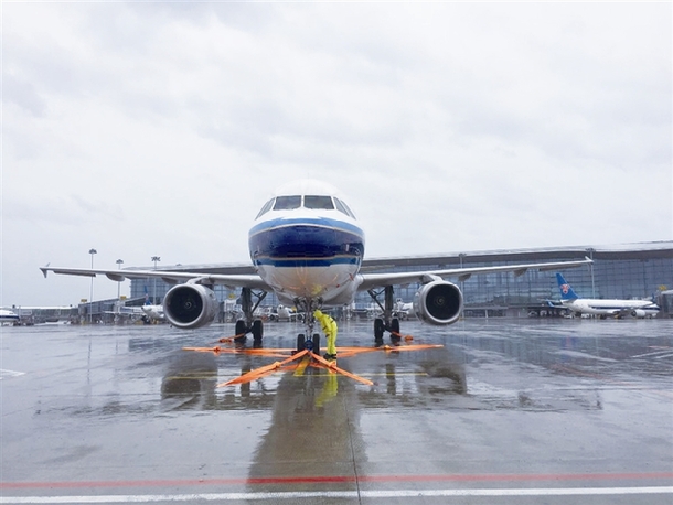 9��16���糿�����ݰ��ƻ�����Ϊ����̨�硰ɽ�񡱣�������Ա���Ϸ����չ�˾һ�ܷɻ��̶��ڵ��ϣ���������Ҳ��ʱ�رա� ����/��