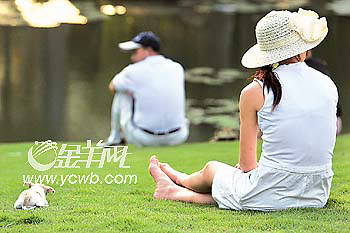 �� ��: 1504087 ������
��Ӱ����: ����
�ļ���:yjjzll5660.jpg����
�ļ���С:32K����
�� X ��:233 X 350����
˵��:yjjzll5660.jpg